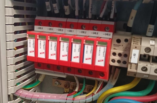 風電場浪涌保護器