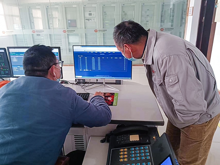 風(fēng)電場(chǎng)智能防雷系統(tǒng) 風(fēng)電場(chǎng)智能防雷系統(tǒng)